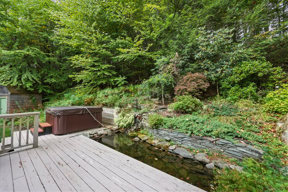 905 West Rd Photo 49