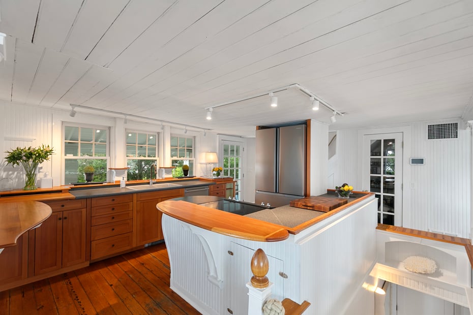 33 Thimble Farms Road Photo 10