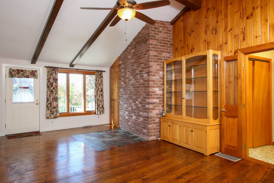 76 Fairchild Road Photo 11