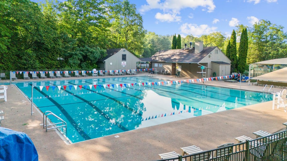 68 Paxton Court Photo 35