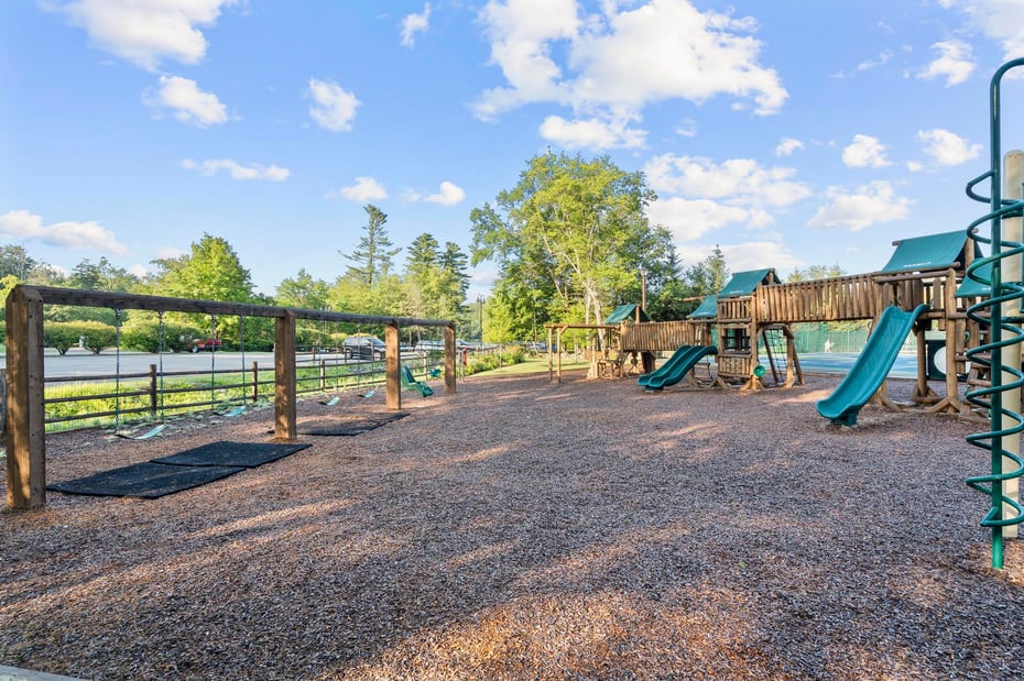 68 Paxton Court Photo 36