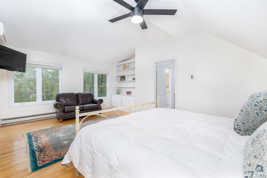 235 White Deer Rocks Road  #Guest House Photo 12