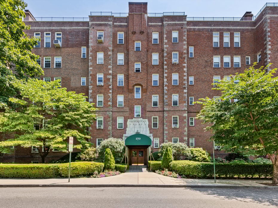 270 Bronxville Road  #B43 Photo 1