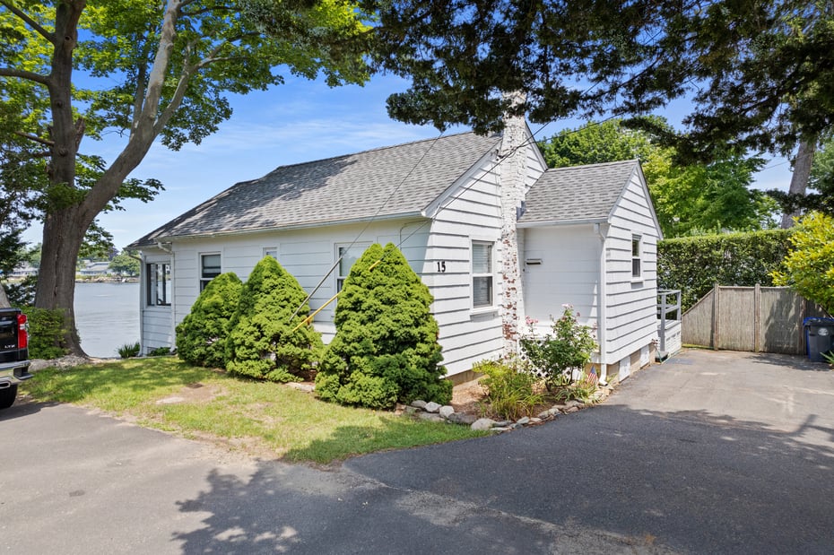 15 River Road Photo 9