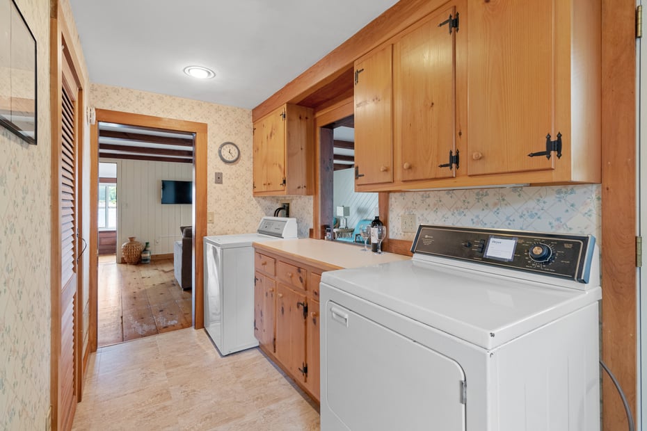 15 River Road Photo 17