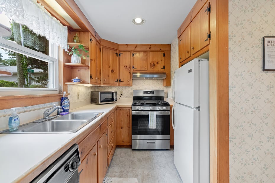 15 River Road Photo 14