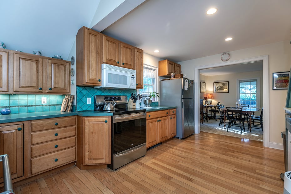 62 Brush Hill Road Photo 16