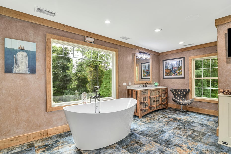 96 Comstock Hill Avenue Photo 18