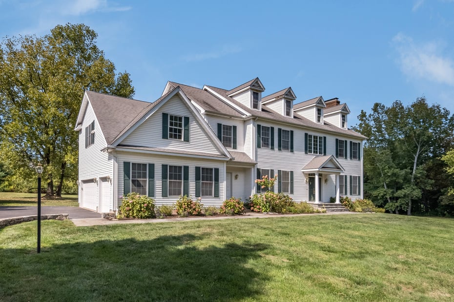 121r Stage Coach Road Photo 1