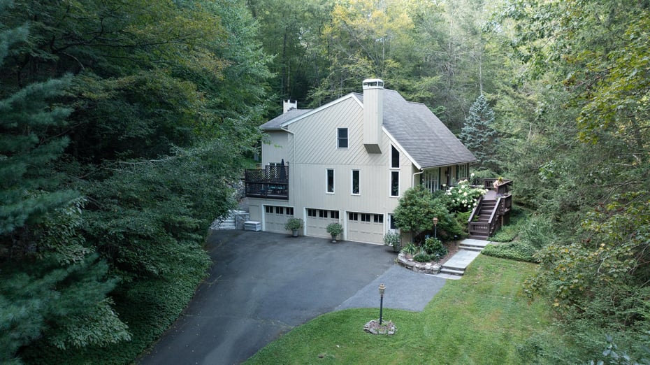 26 Cove Road Photo 1