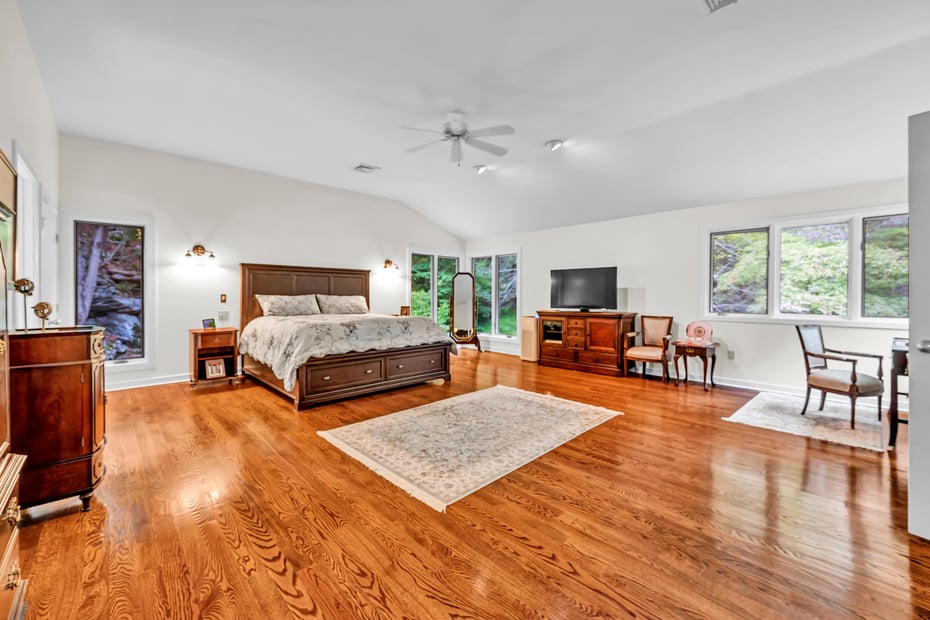 26 Cove Road Photo 27