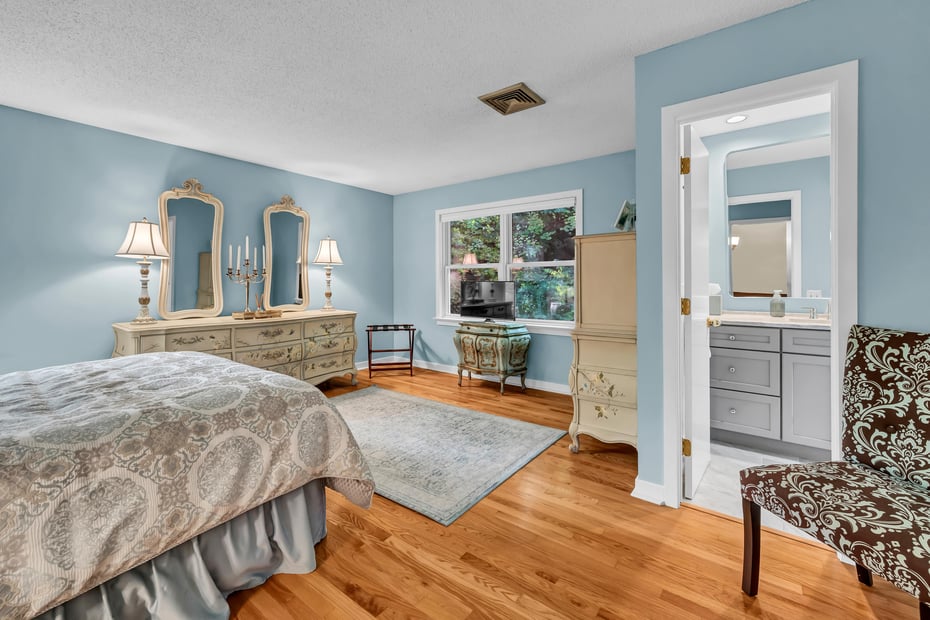 26 Cove Road Photo 34