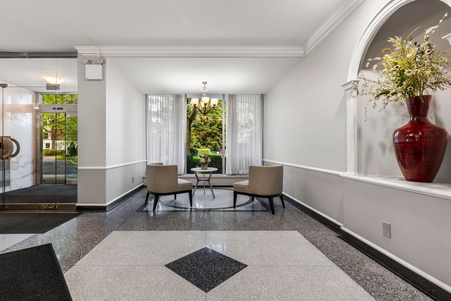 177 E Hartsdale Avenue  #2Y Photo 6