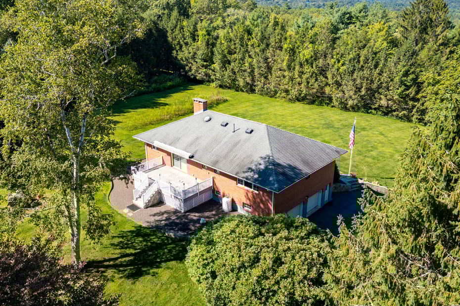 428 Maple Street Photo 2