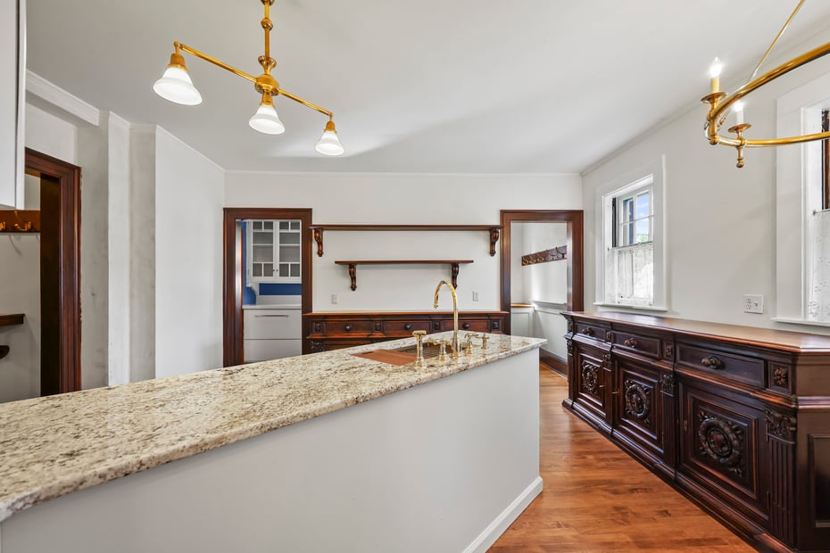 5 Crofut St Photo 17