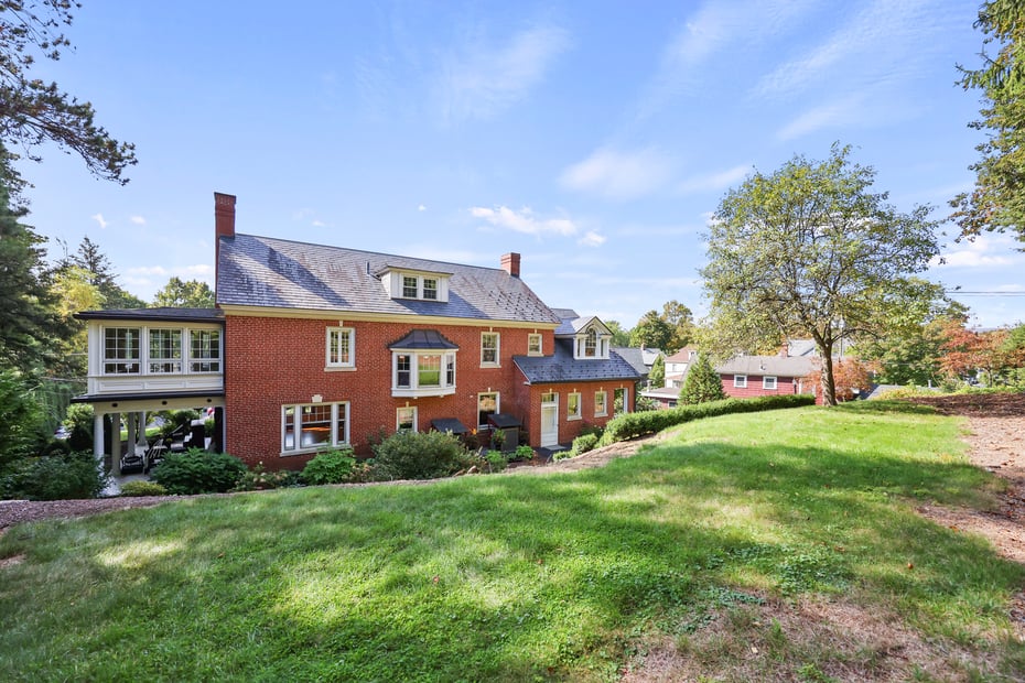 5 Crofut St Photo 55