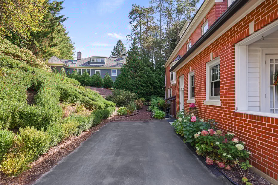 5 Crofut St Photo 59