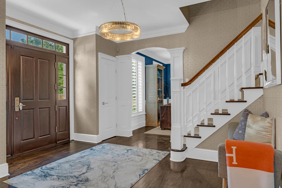 8 Jacob Lane Photo 4