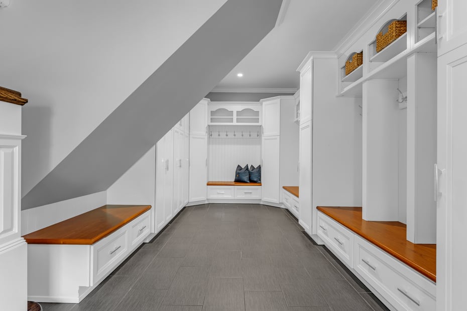 8 Jacob Lane Photo 12