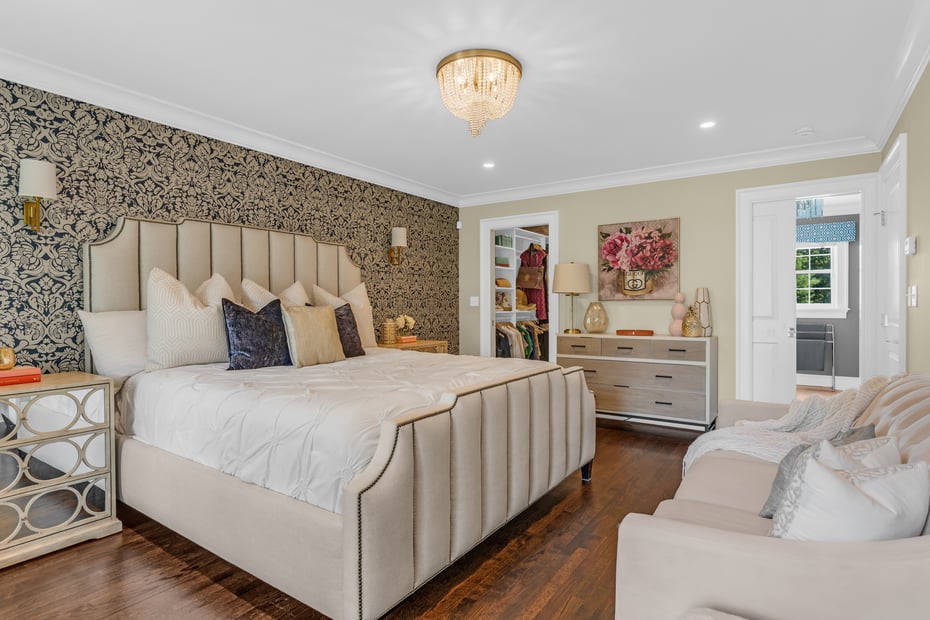 8 Jacob Lane Photo 13