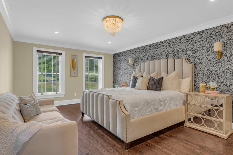 8 Jacob Lane Photo 14