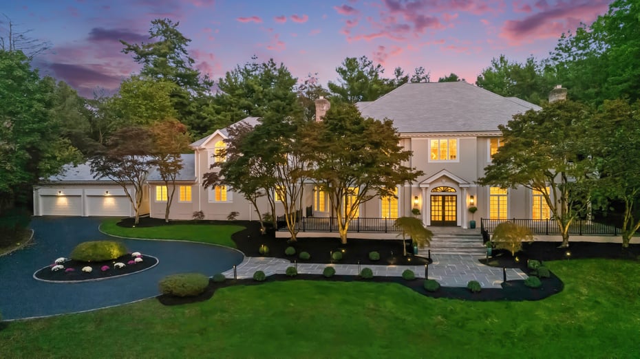 10 Cooper Road Photo 2