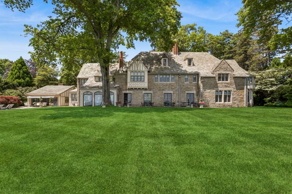 92 Beachside Avenue Photo 4