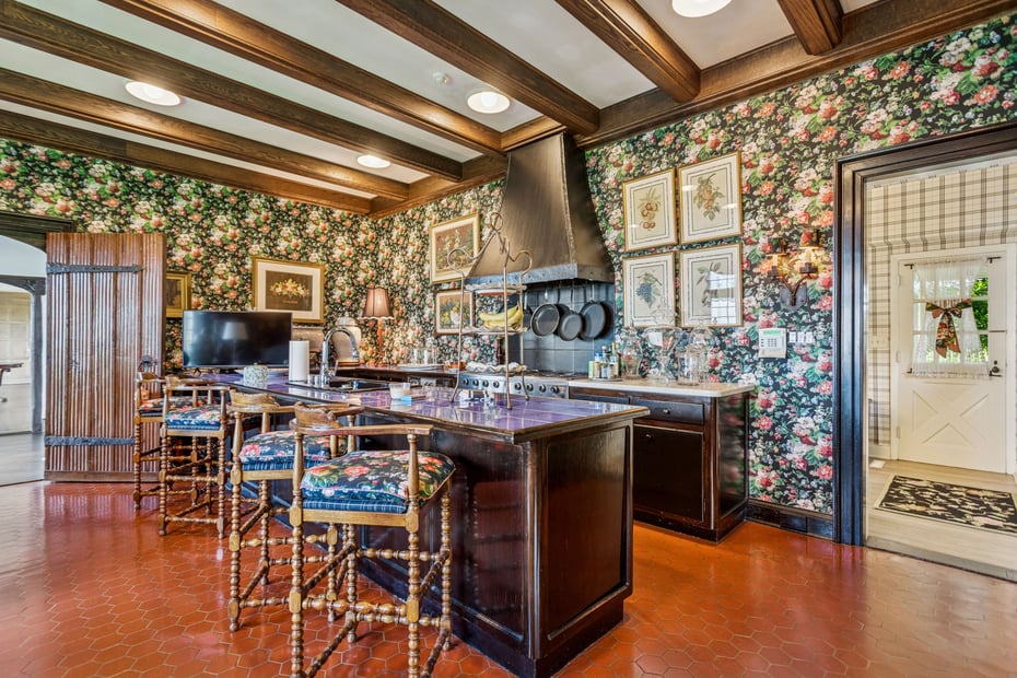 92 Beachside Avenue Photo 16