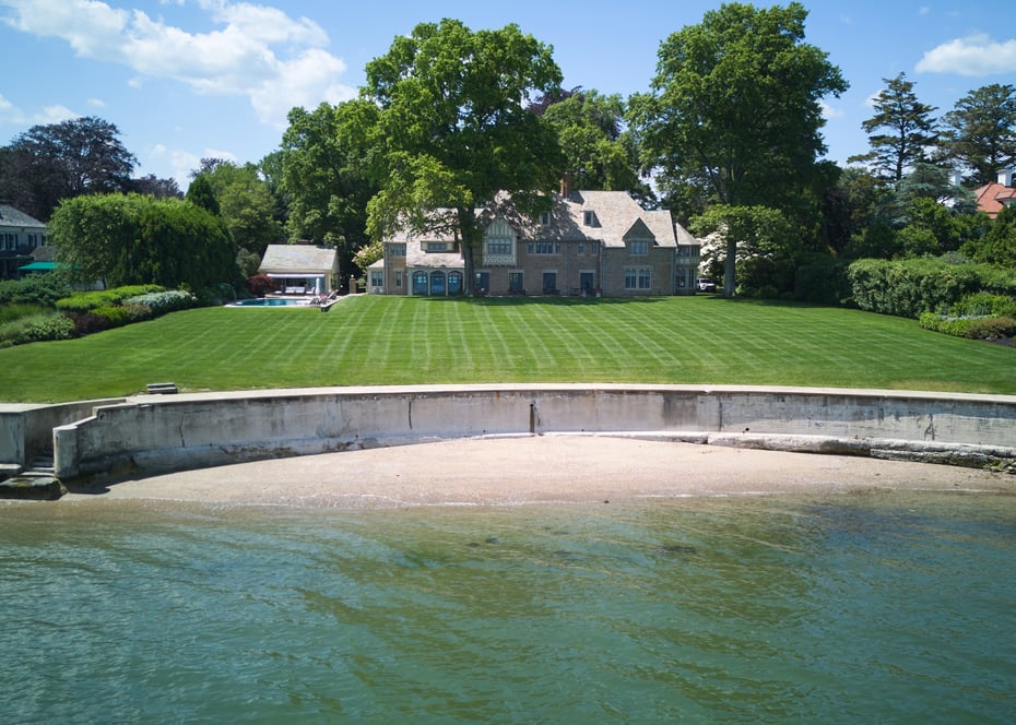 92 Beachside Avenue Photo 1