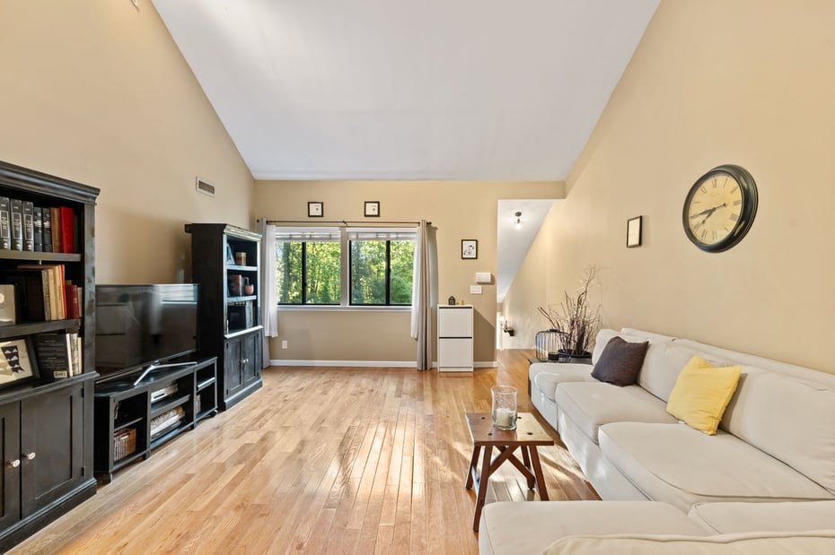 156 Stone Meadow Photo 5