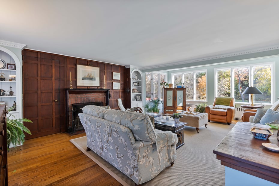 191 Kirby Lane Photo 9