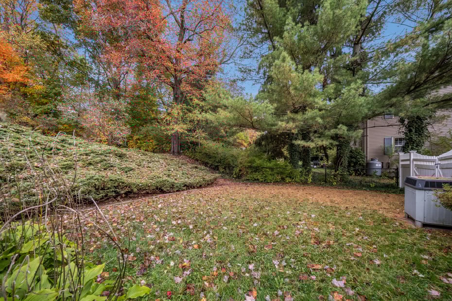 78 Kennedy Drive Photo 32