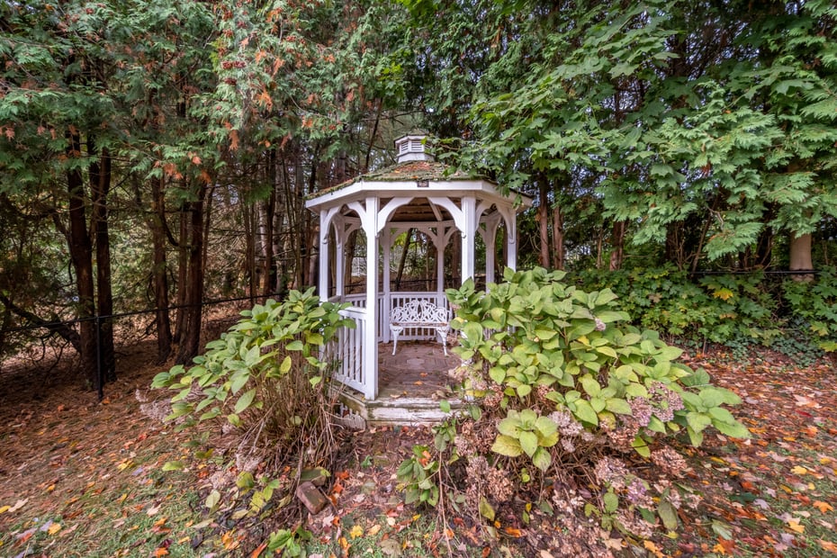 78 Kennedy Drive Photo 35