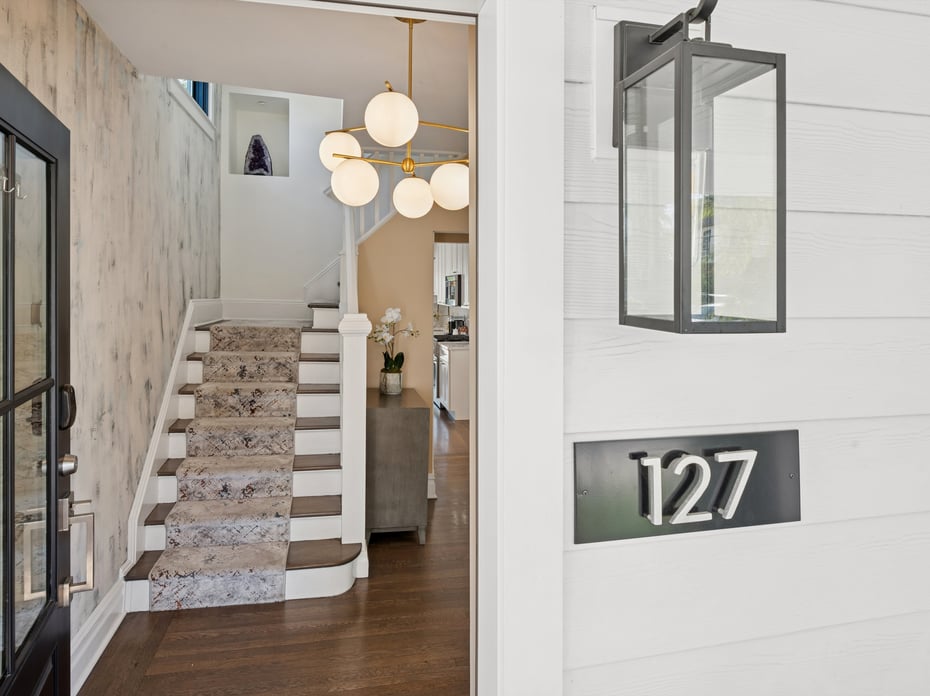 127 Villa Avenue Photo 5