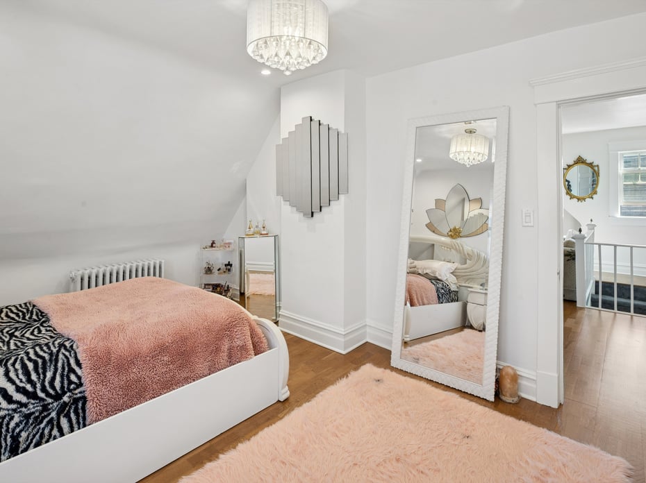 127 Villa Avenue Photo 30