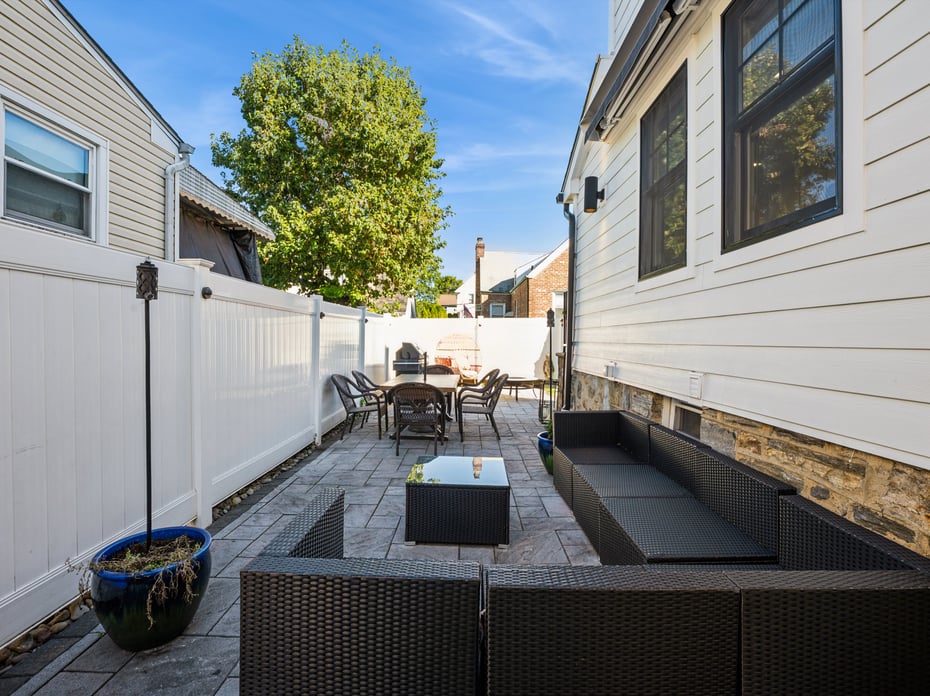 127 Villa Avenue Photo 31