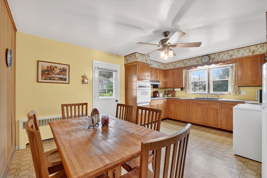 96 Inwood Avenue Photo 5