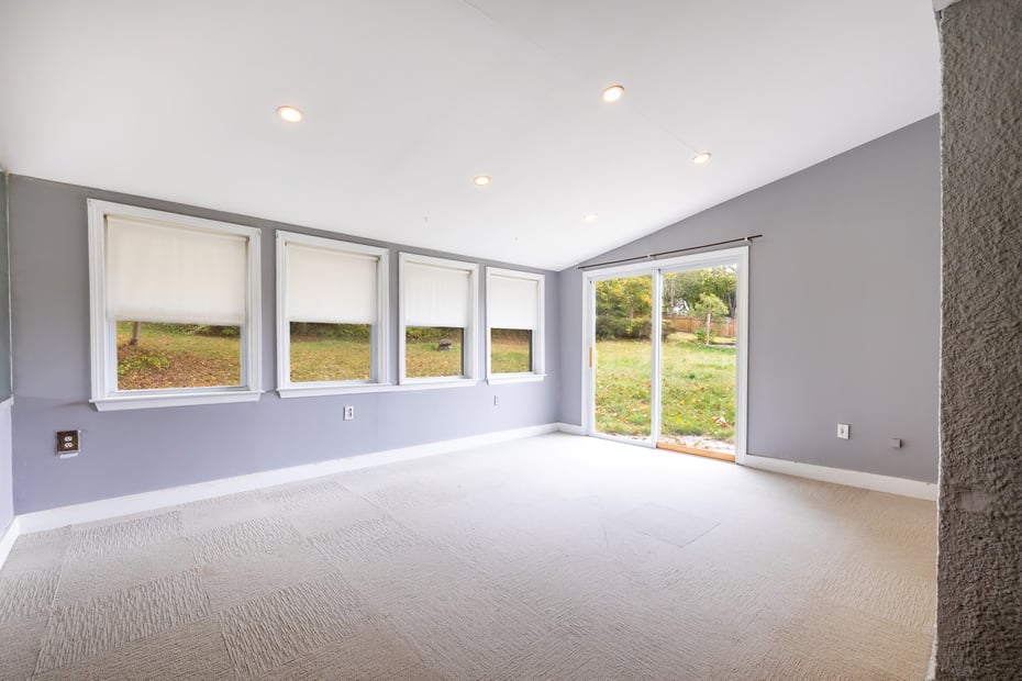 221 N Greeley Avenue Photo 11