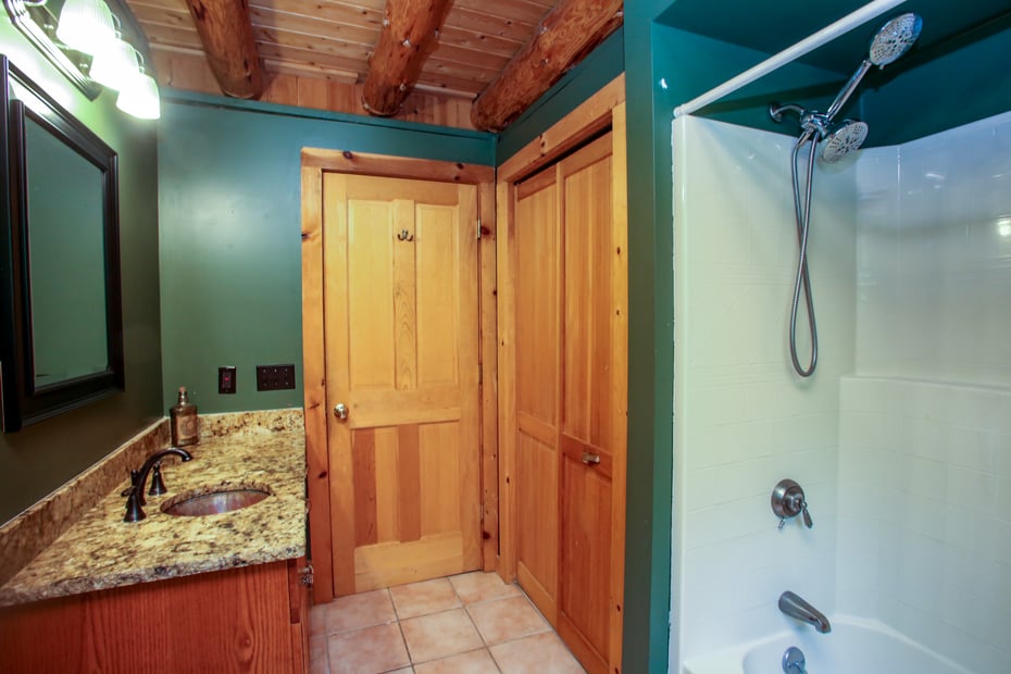 15 Stephanie Ln Photo 7