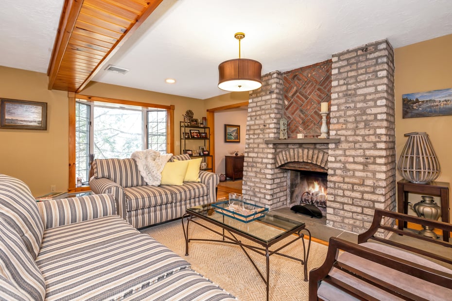 16 Faraway Road  #A Photo 3