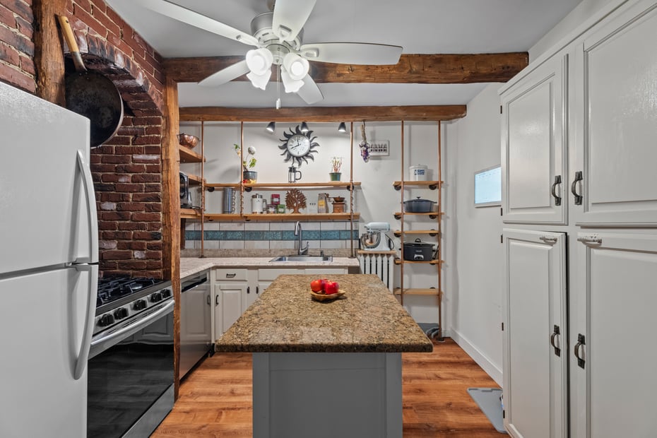 209 Main Street Photo 14