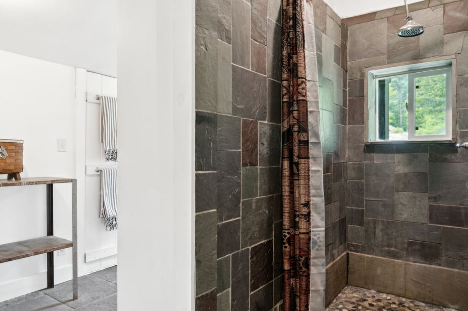 3207-3209 Route 212 Photo 26