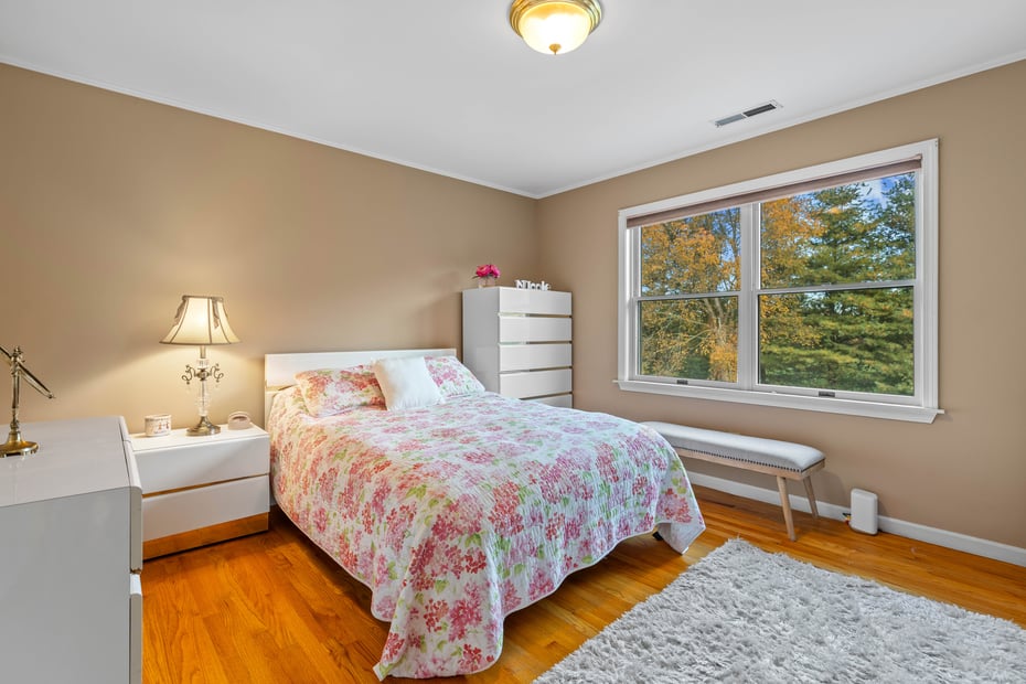 32 Justine Drive Photo 16