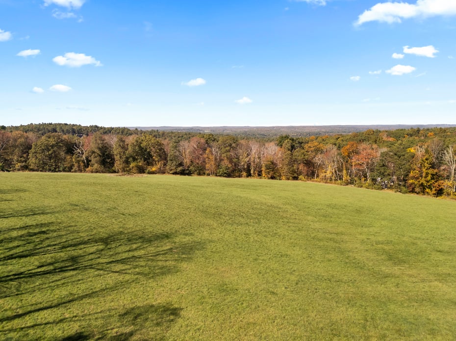55, 94, 100 Hubbard Hill, 24, 25 Klocek Road Photo 8