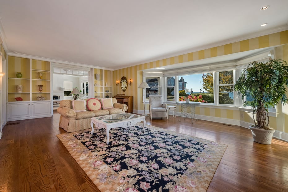 10 Island View Avenue Photo 12