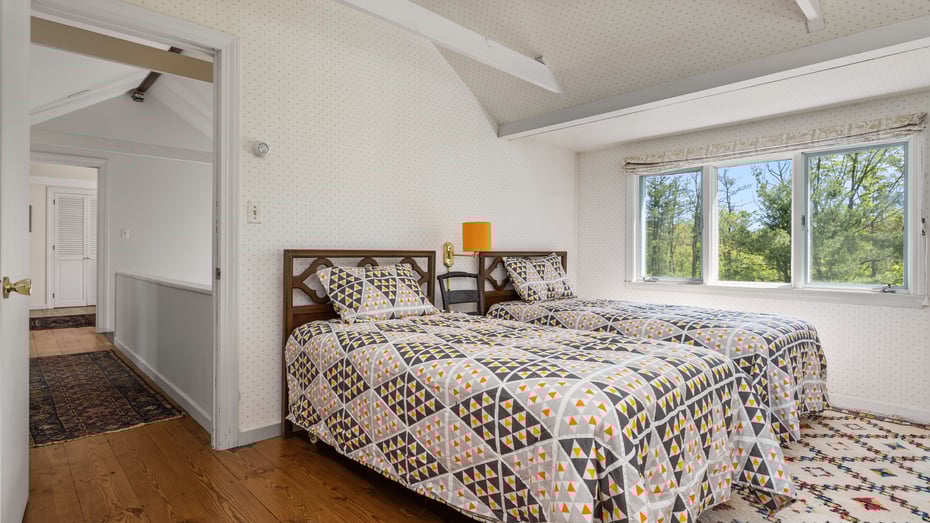 764 East Hill Rd Photo 59