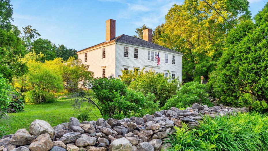 764 East Hill Rd Photo 7