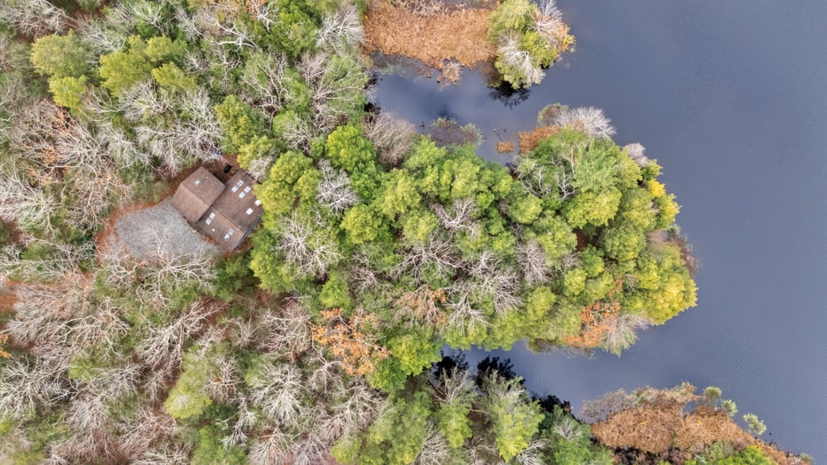 343 Lakeshore Dr Photo 3