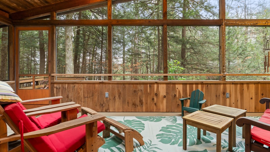 343 Lakeshore Dr Photo 19