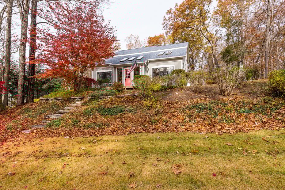 9 Hickory Hill Drive Photo 4